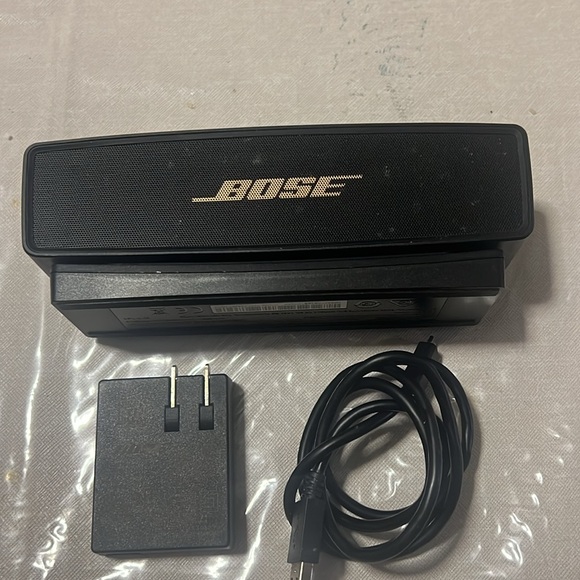 Bose - Picture 8 of 8